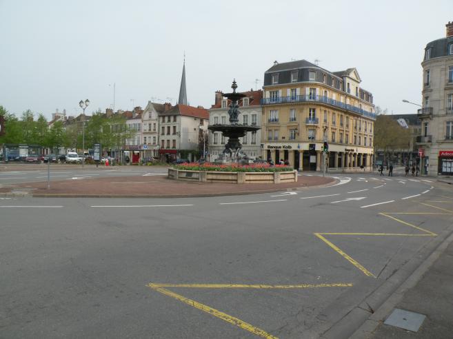  place Jean Moulin